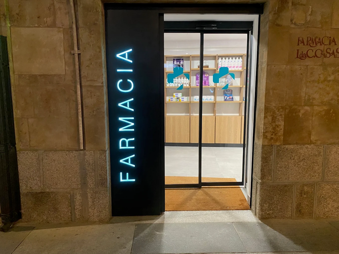 farmacia fachada